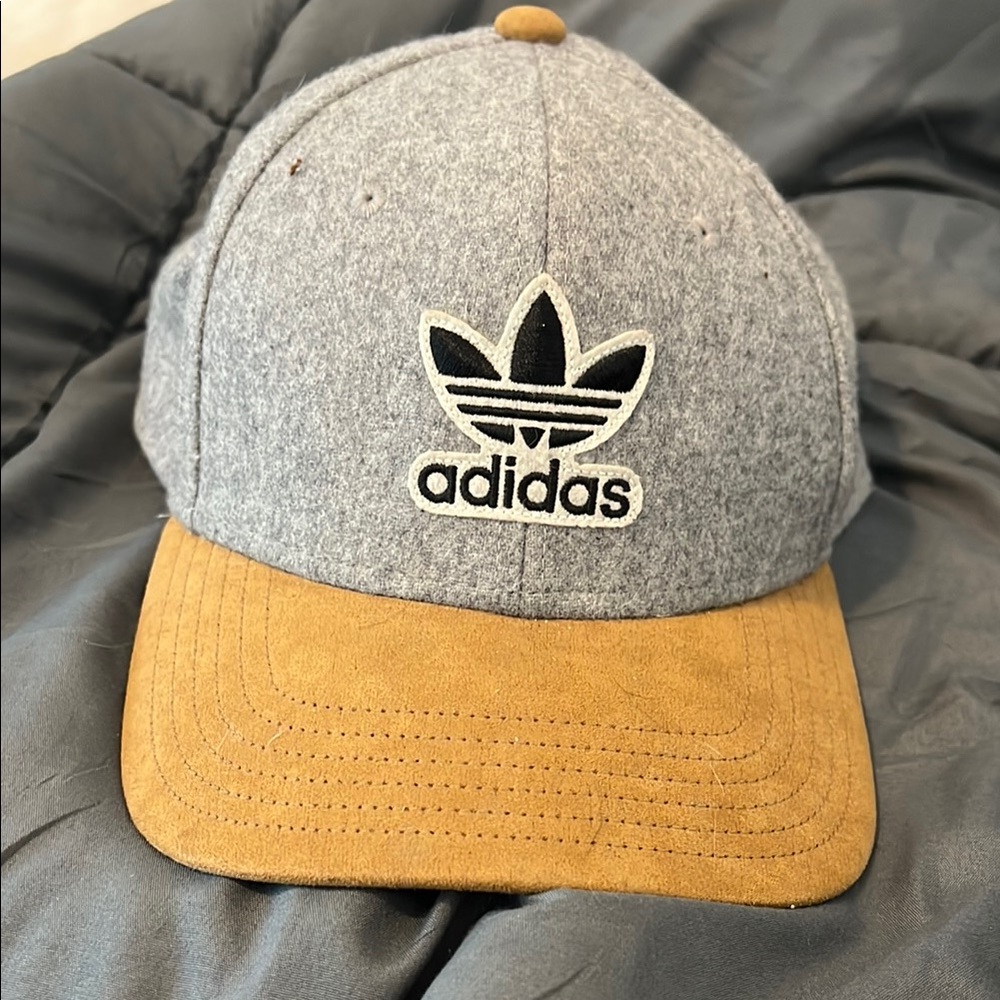 Adidas Two-Tone Gray and Brown Cap